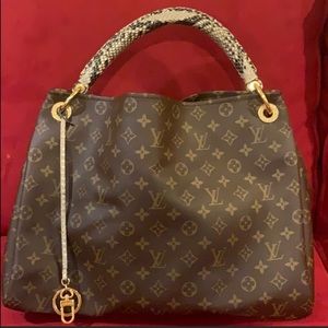 Louis Vuitton bag